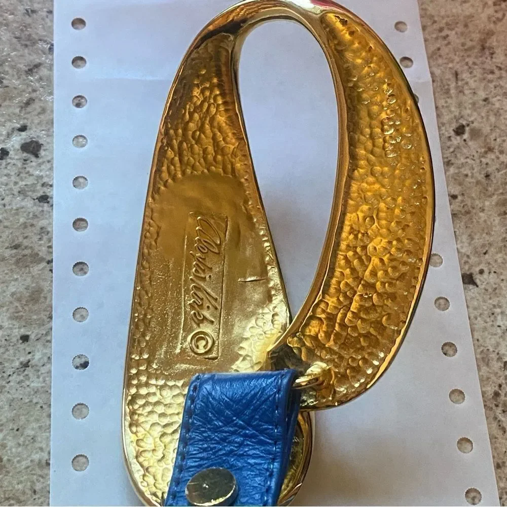 Alexis Kirk NY Paris London Blue Pebble Leather Belt W/Gold Abstract Buckle